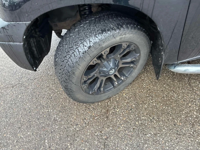 Toyota Tundra * Limited * CARFAX * БЕЗ ПЪРВОНАЧАЛНА ВНОСКА, снимка 7 - Автомобили и джипове - 53258934