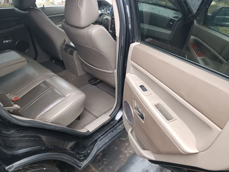 Jeep Grand cherokee 3.0CRD 218h.p., снимка 13 - Автомобили и джипове - 53342034