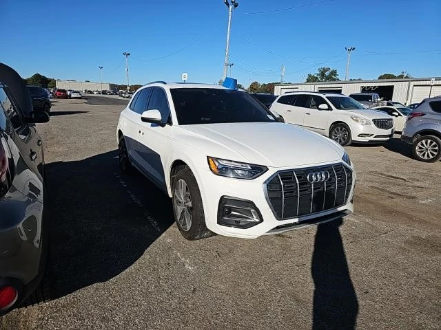 Audi Q5 Quattro* Distronic* Подгреви* Панорама* Камери* , снимка 3 - Автомобили и джипове - 48405070