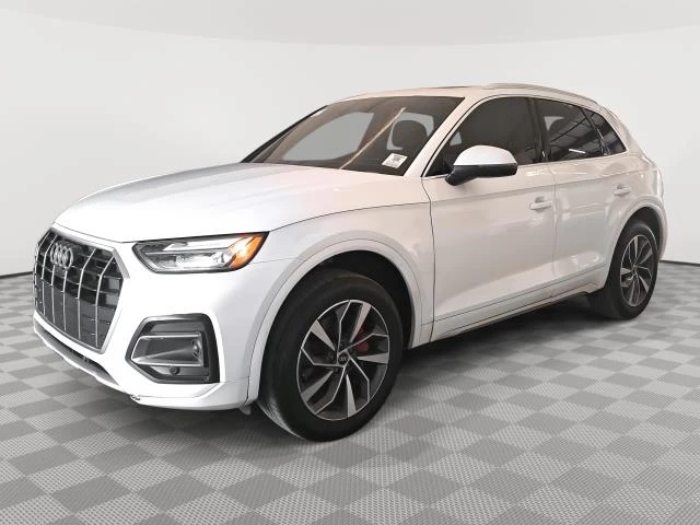 Audi Q5 Quattro* Distronic* Подгреви* Панорама* Камери* , снимка 1 - Автомобили и джипове - 48405070