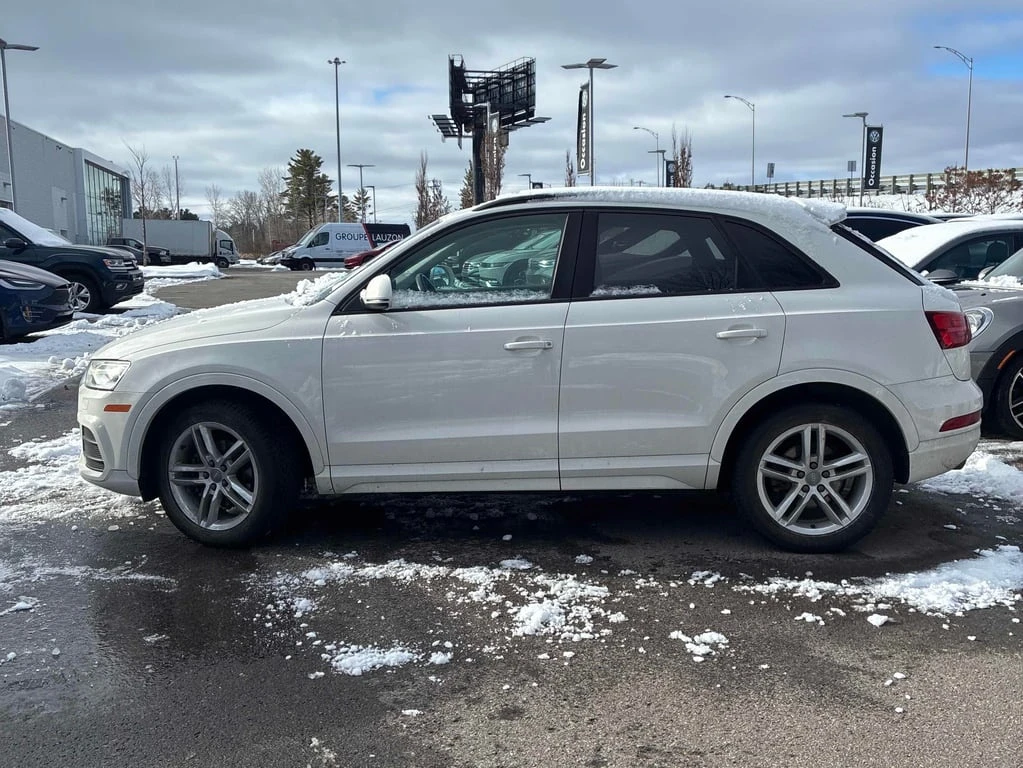 Audi Q3 * Komfort * CARFAX *    | Mobile.bg   3