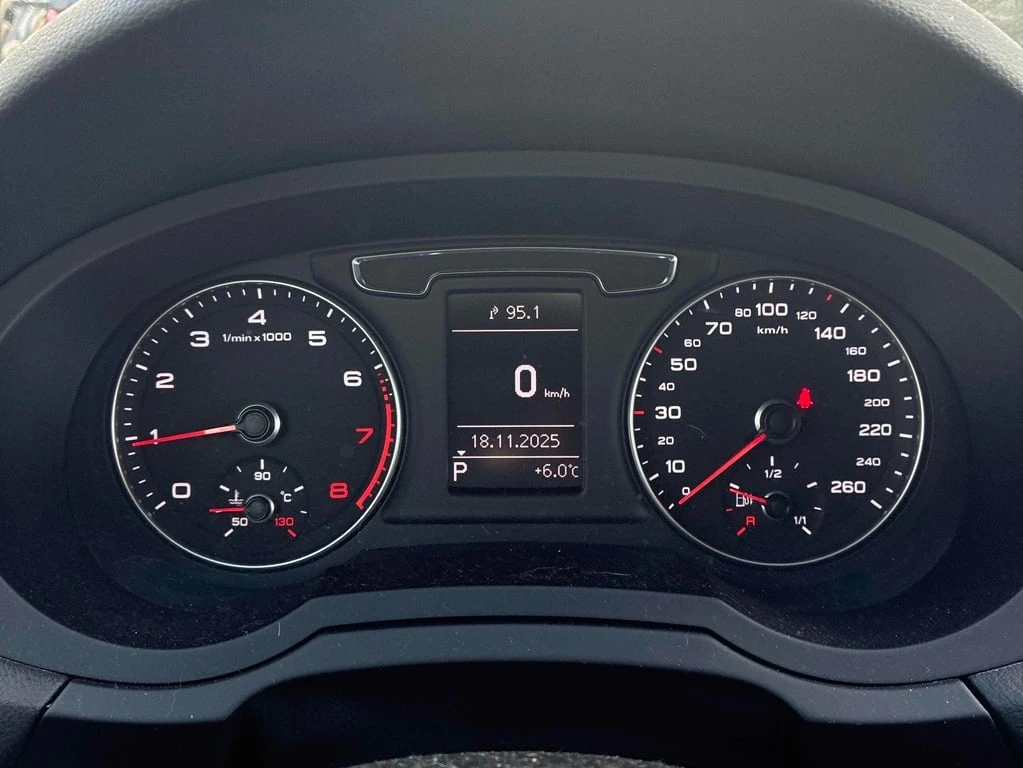 Audi Q3 * Komfort * CARFAX *    | Mobile.bg   10