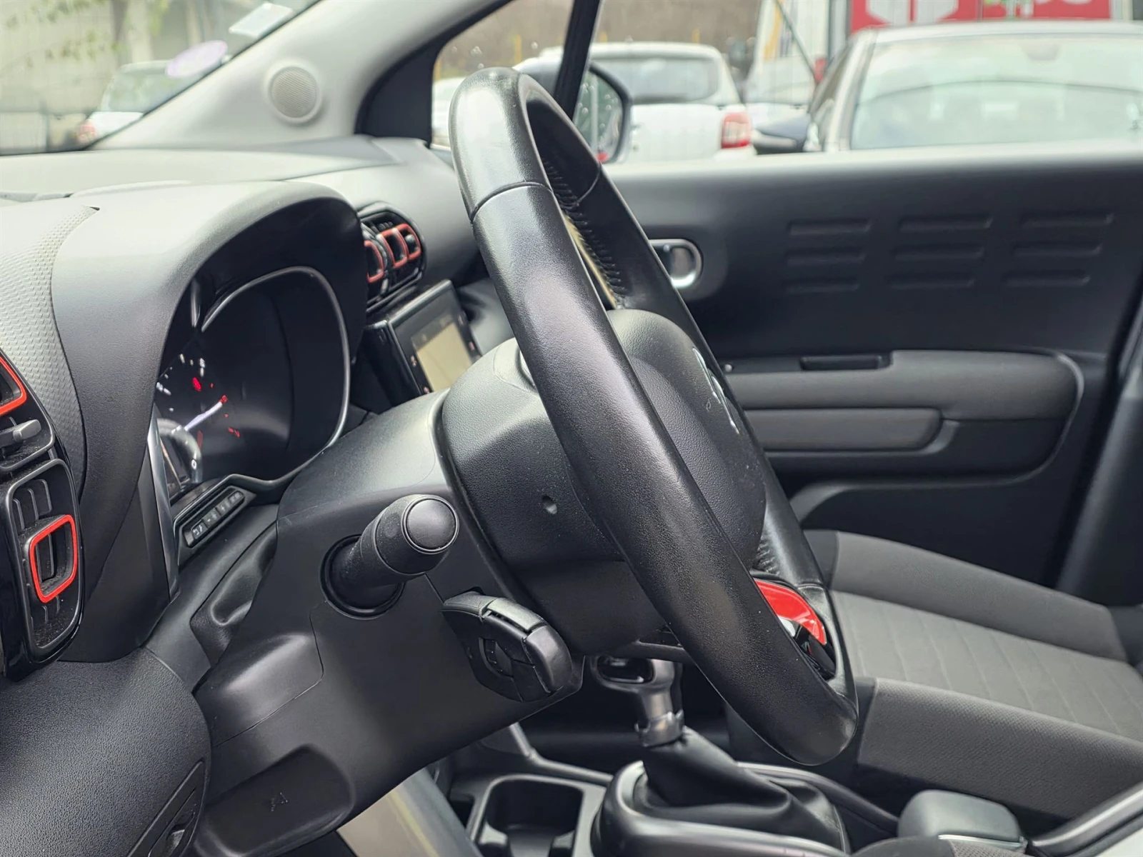 Citroen C3 Aircross 1.2 PureTech Shine Panorama Auomatic | Mobile.bg   12