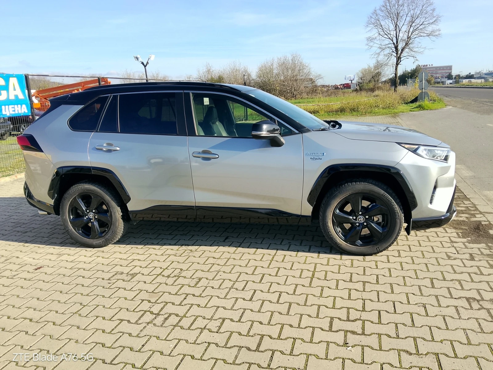 Toyota Rav4 2.5 hybrid - изображение 3