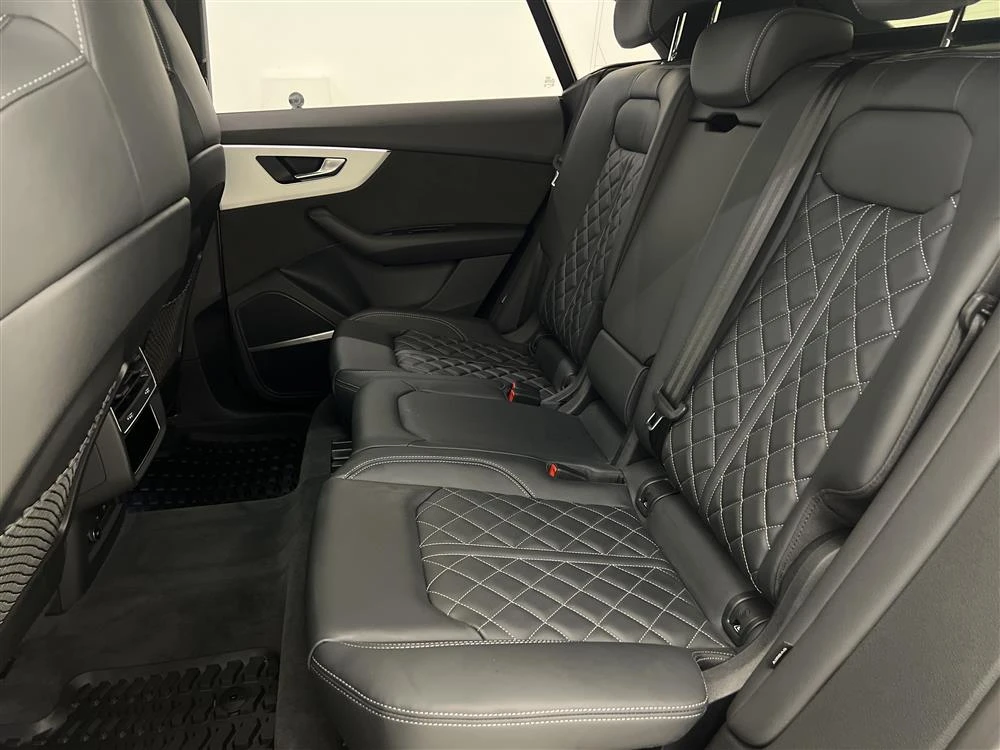 Audi Q8  - изображение 7