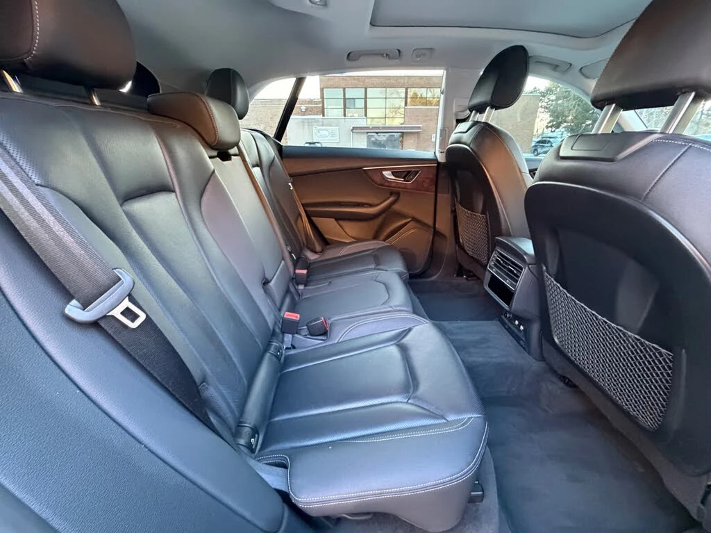 Audi Q8 55 TFSI| DISTRONIC| BOSE| 360| ПАНО, снимка 12 - Автомобили и джипове - 53732409