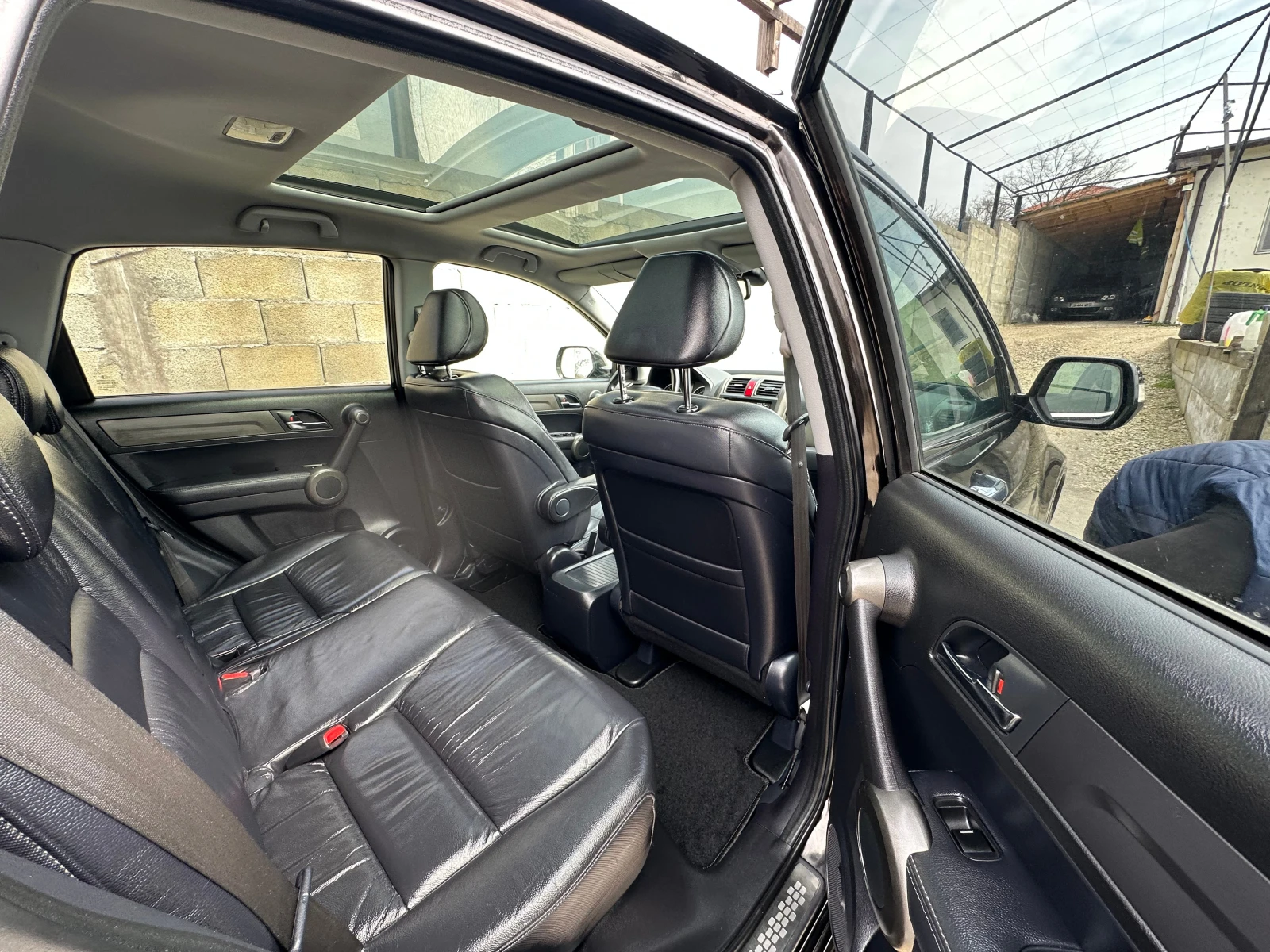 Honda Cr-v 2.2 DTEC Executive Панорама Кожа с Подгрев Нави , снимка 16 - Автомобили и джипове - 53963088