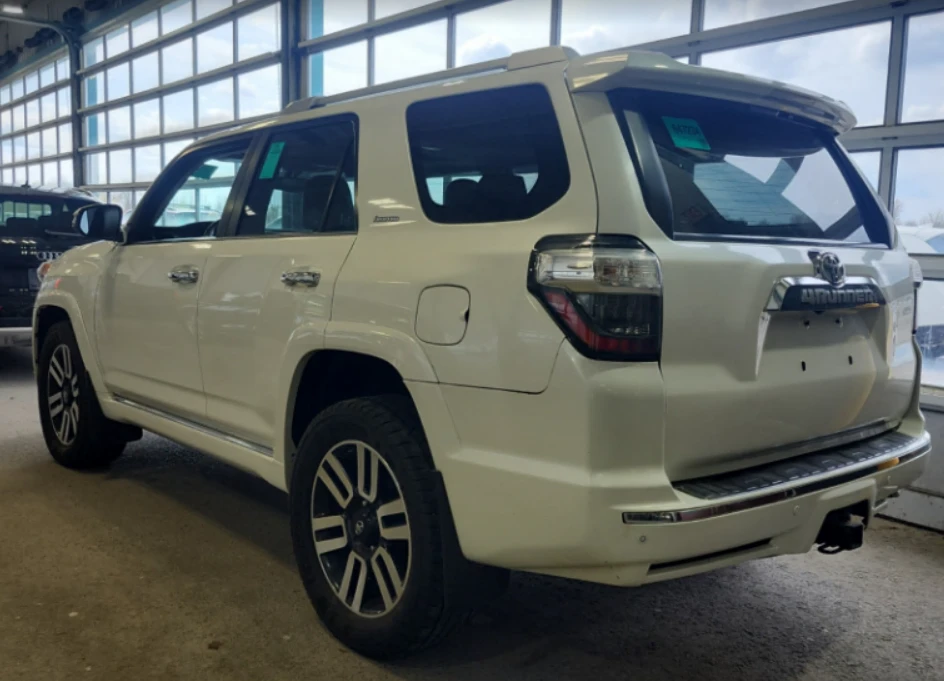 Toyota 4runner SR5 БЕЗ ИНЦИДЕНТИ CARFAX, снимка 4 - Автомобили и джипове - 54423274