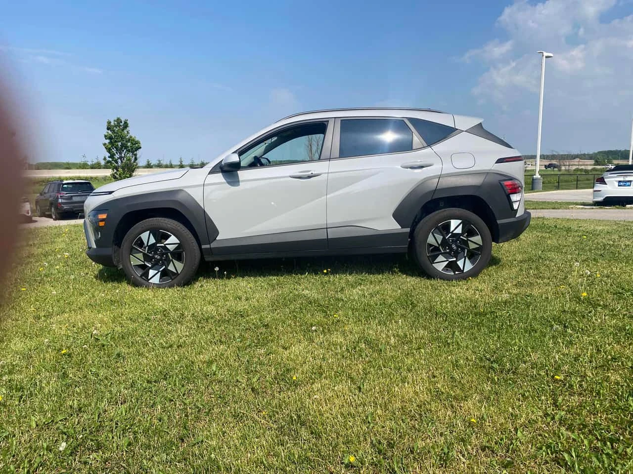 Hyundai Kona * Preferred * АВТОКРЕДИТ * ОТ ПРЕДСТАВИТЕЛСТВО, снимка 3 - Автомобили и джипове - 54864453