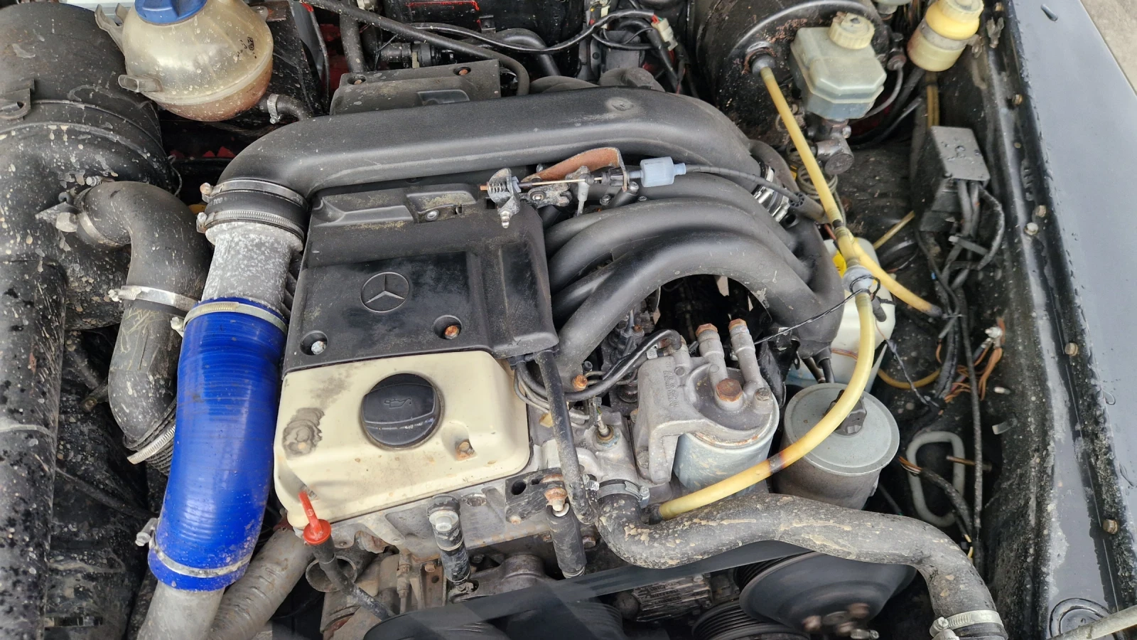 Mercedes-Benz G 250, снимка 12 - Автомобили и джипове - 54895675