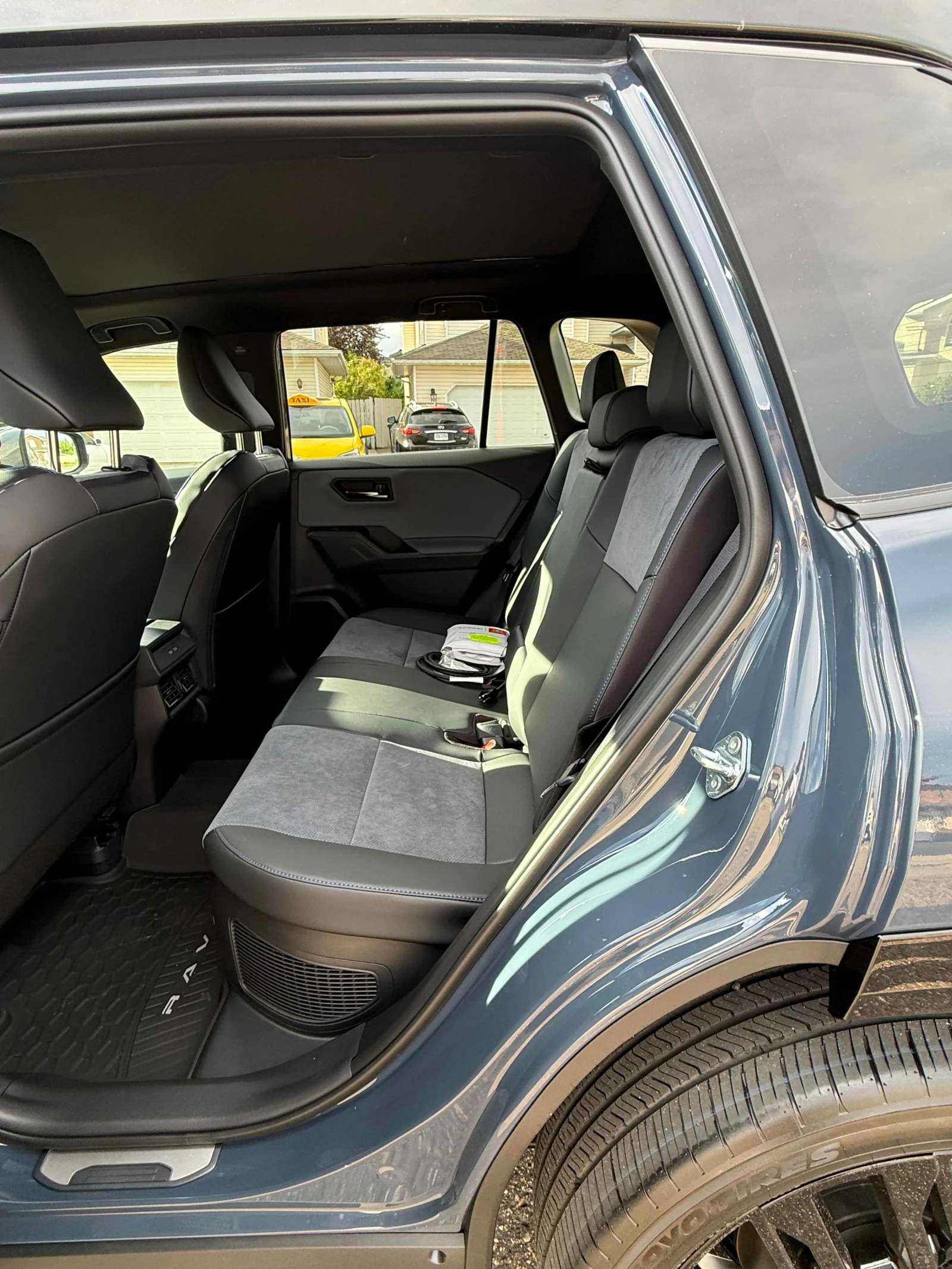 Toyota Rav4 2.5L 4cyl AWD | Mobile.bg � ����������� 11