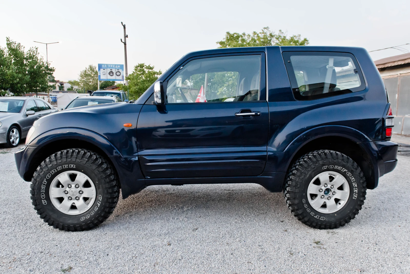 Mitsubishi Pajero 3.2did Automat , снимка 6 - Автомобили и джипове - 55946390