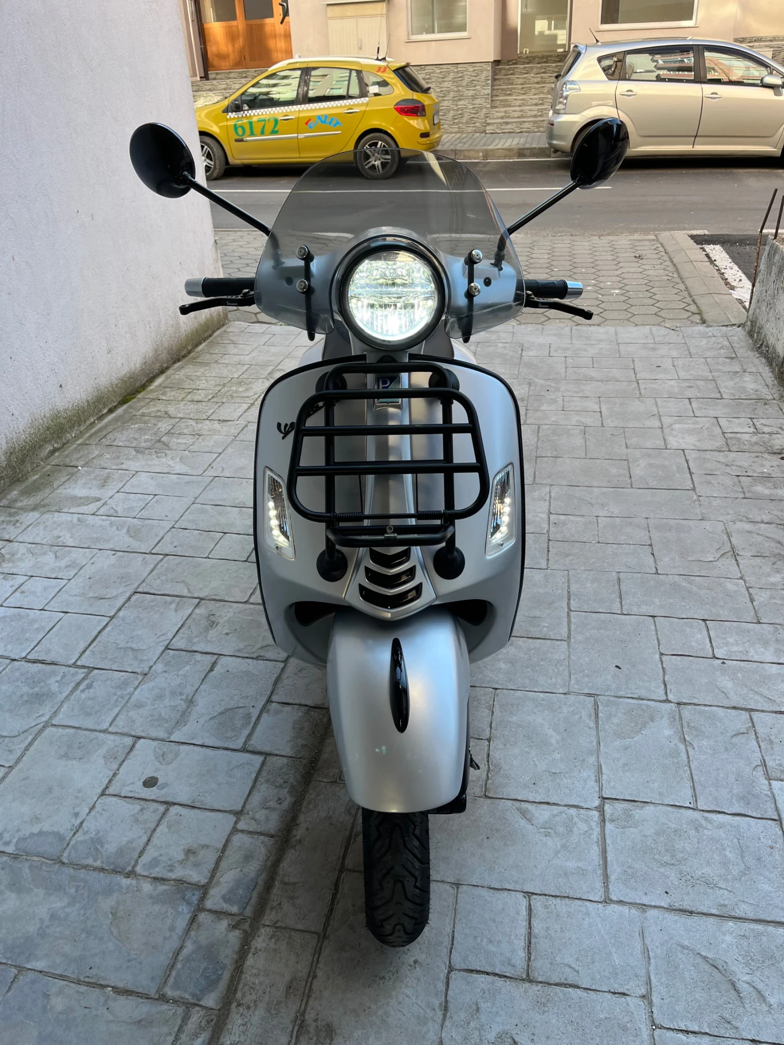 Vespa GTS Gt 200 - изображение 2