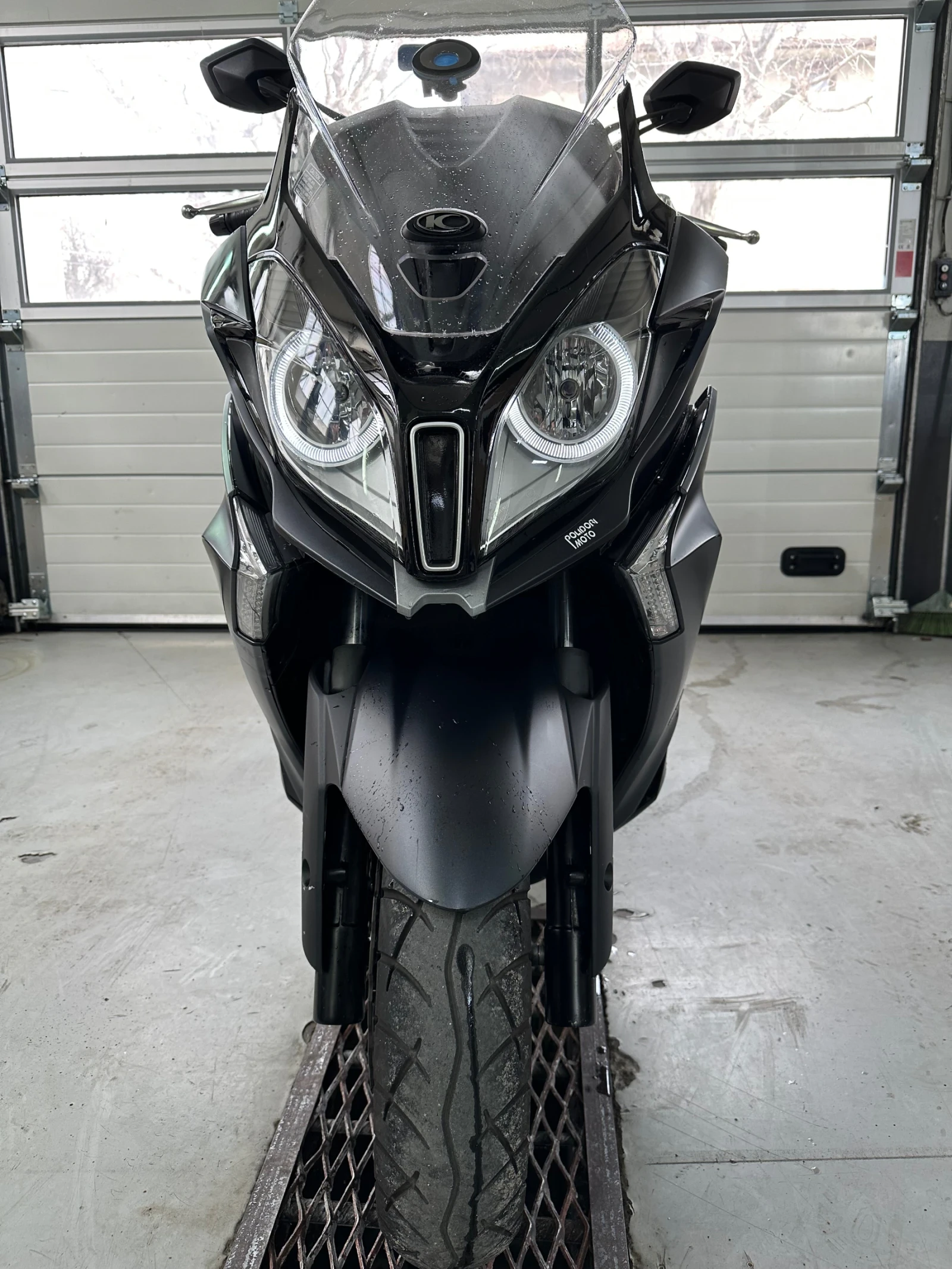 Kymco Downtown 350ie, снимка 8 - Мотоциклети и мототехника - 53145871