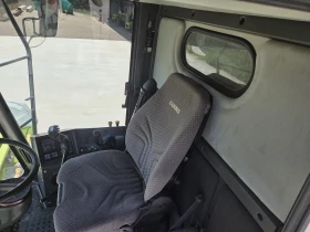 Комбайн Claas Mega 360, снимка 8