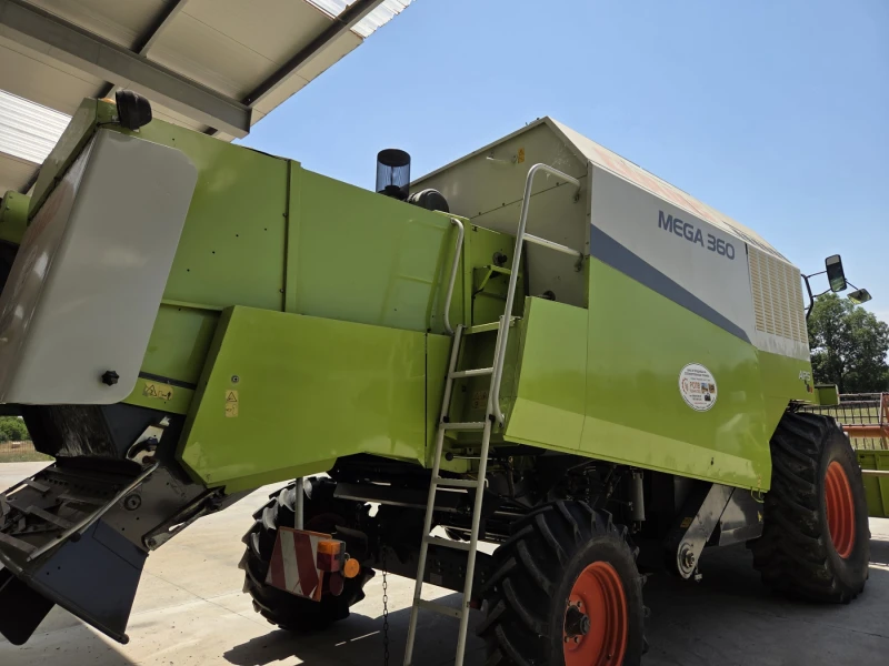 Комбайн Claas Mega 360, снимка 2 - Селскостопанска техника - 50874578