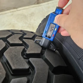 Гуми, снимка 8