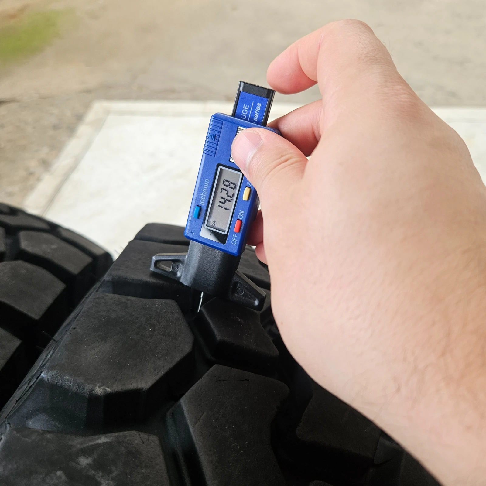  235/85R20 | Mobile.bg   9