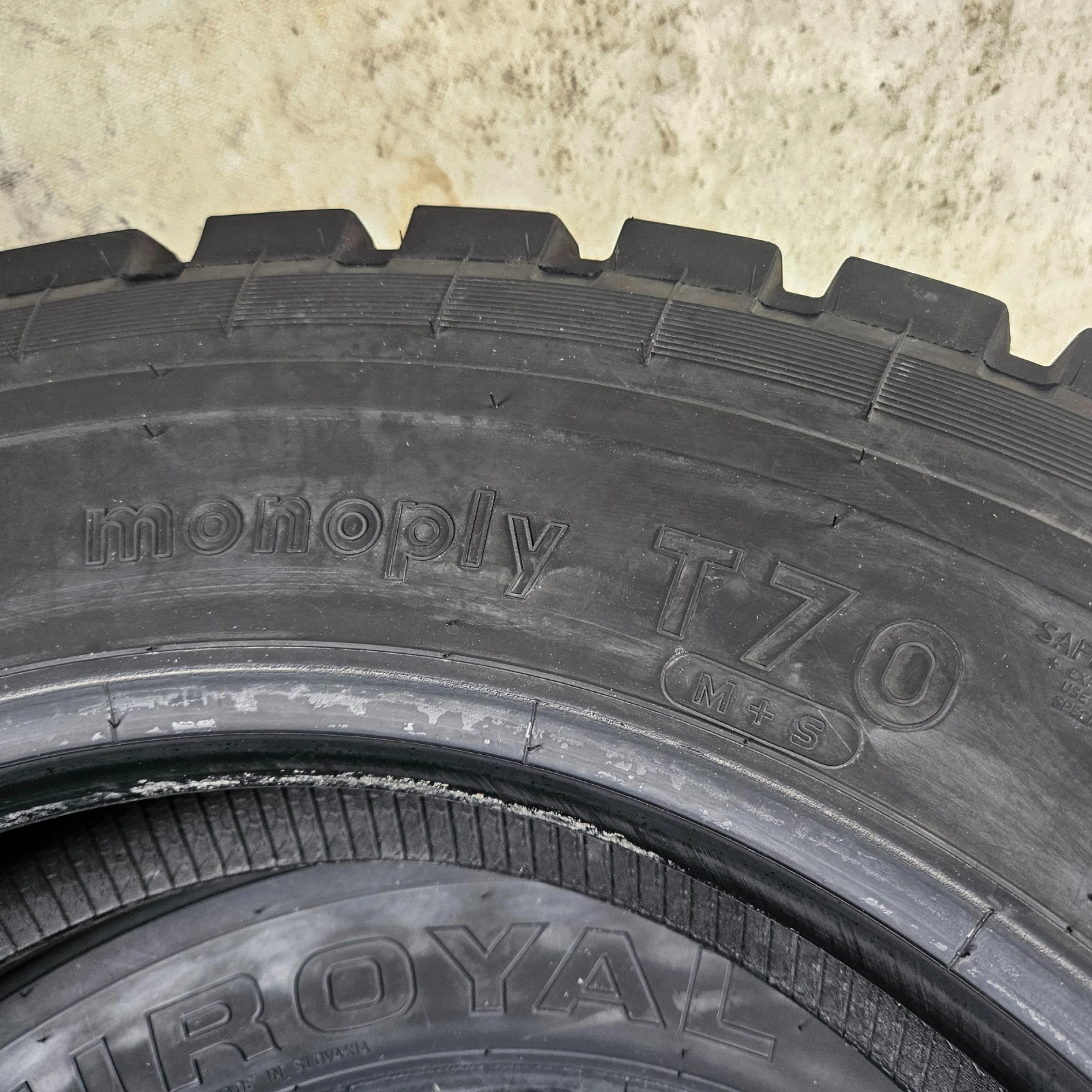  235/85R20 | Mobile.bg   12