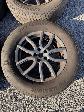 Гуми с джанти Bridgestone 245/65R17, снимка 2 - Гуми и джанти - 53163182
