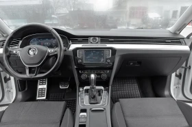 VW Passat 2.0 TDI-RLine-NAVI-DIGITAL COCKPIT-LED-ПАНОРАМА , снимка 13