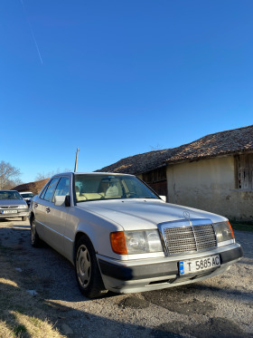 Mercedes-Benz E 260, снимка 1 - Автомобили и джипове - 45556564