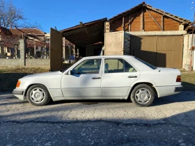 Mercedes-Benz E 260, снимка 3