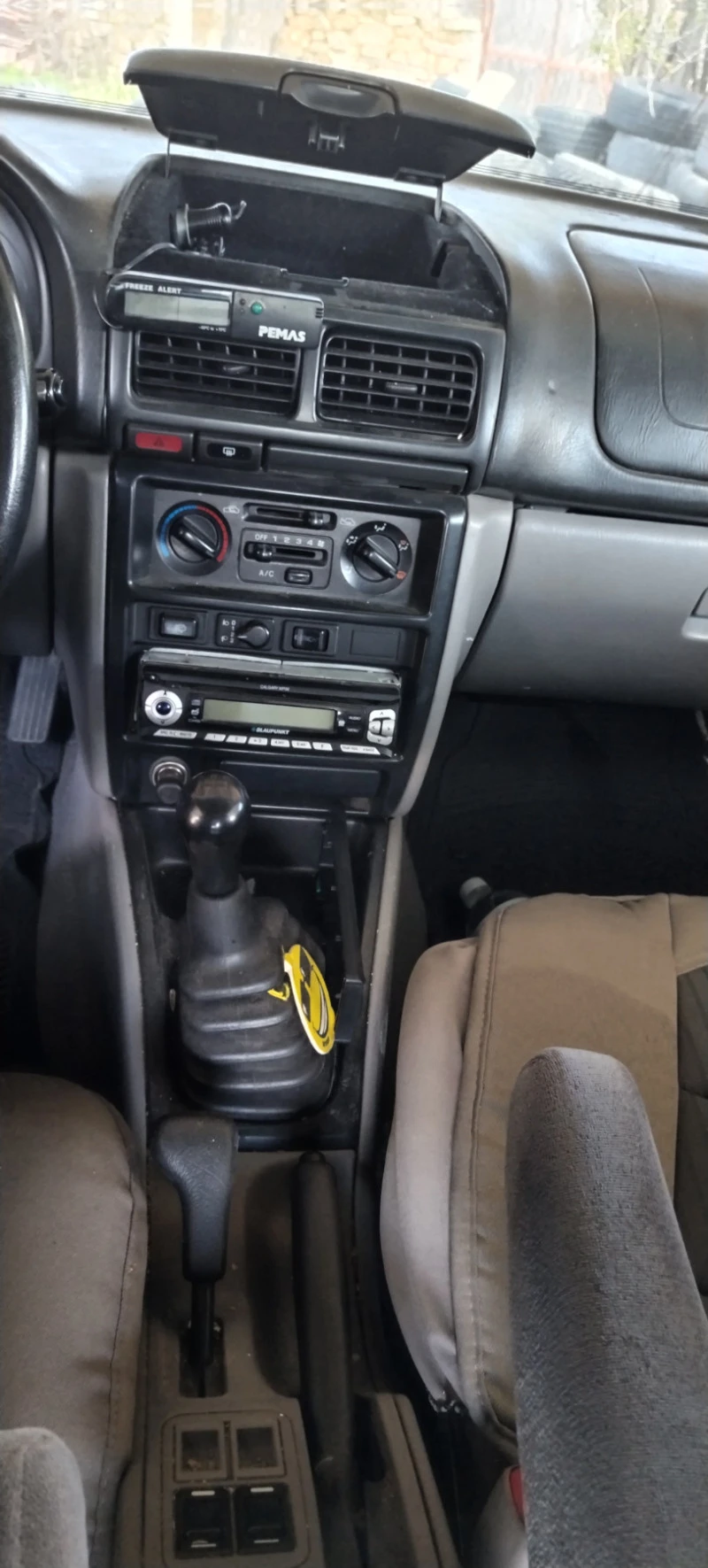 Subaru Forester 2.0, снимка 4 - Автомобили и джипове - 47623180