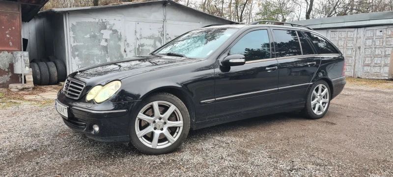 Mercedes-Benz C 270 Avantgarde, снимка 2 - Автомобили и джипове - 48160513