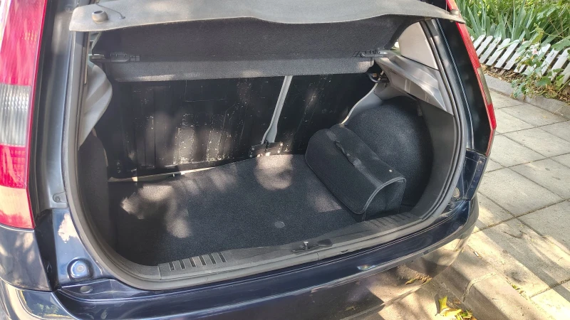 Ford Fiesta, снимка 4 - Автомобили и джипове - 50840985