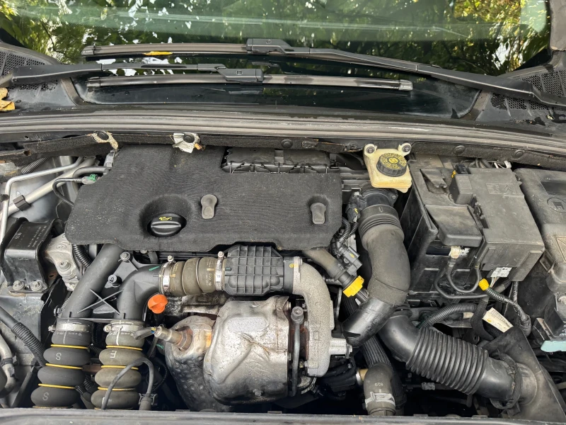 Peugeot 308, снимка 14 - Автомобили и джипове - 52029364