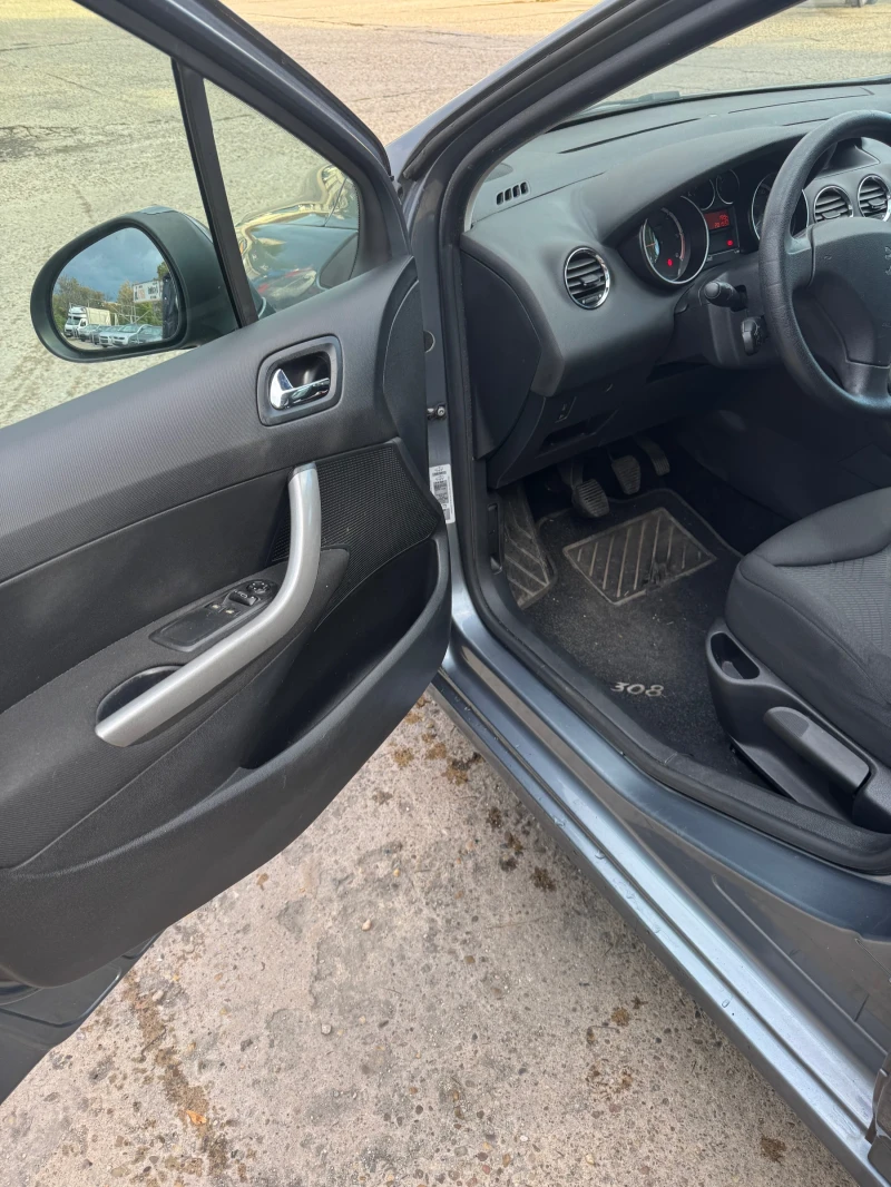 Peugeot 308, снимка 5 - Автомобили и джипове - 52029364