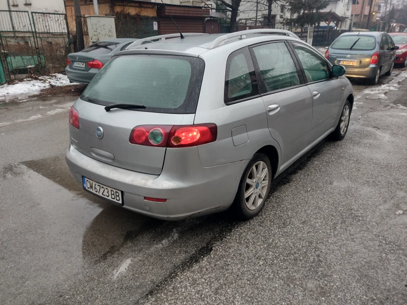 Fiat Croma 1.8i, снимка 4 - Автомобили и джипове - 53116800