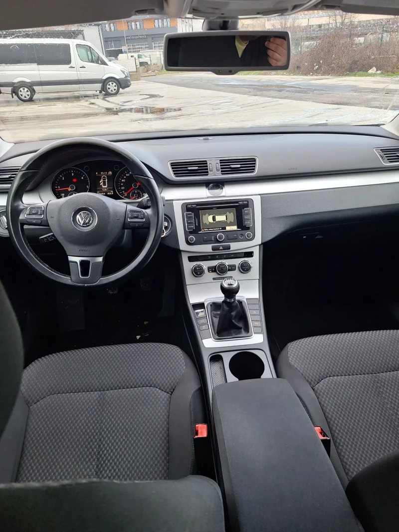 VW Passat, снимка 8 - Автомобили и джипове - 53384490