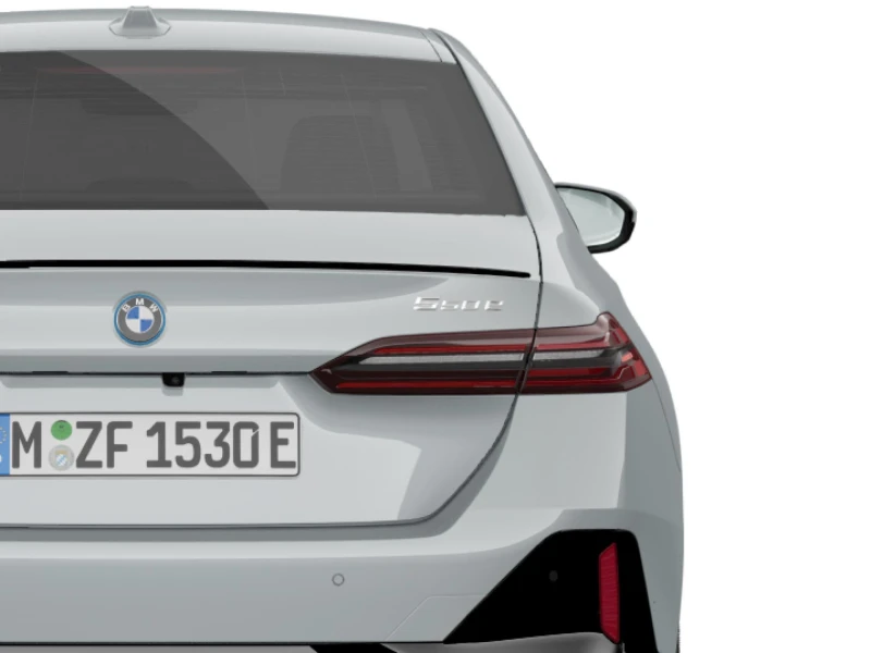 BMW 550 xDrive Sedan, снимка 6 - Автомобили и джипове - 53430833