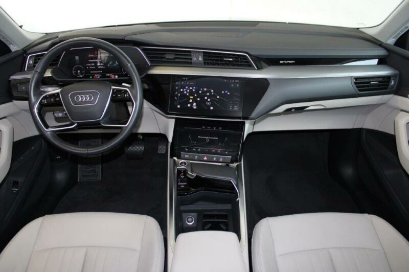 Audi E-Tron 55 QUATTRO/ SPORTBACK/ LIFT/ HEAD UP/ 360/ LED/  , снимка 9 - Автомобили и джипове - 45929104