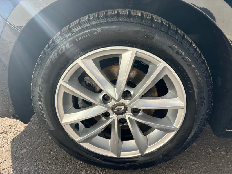 Renault Megane 1.5 TDCI - 16900 лв. - 50908992 | Car24.bg
