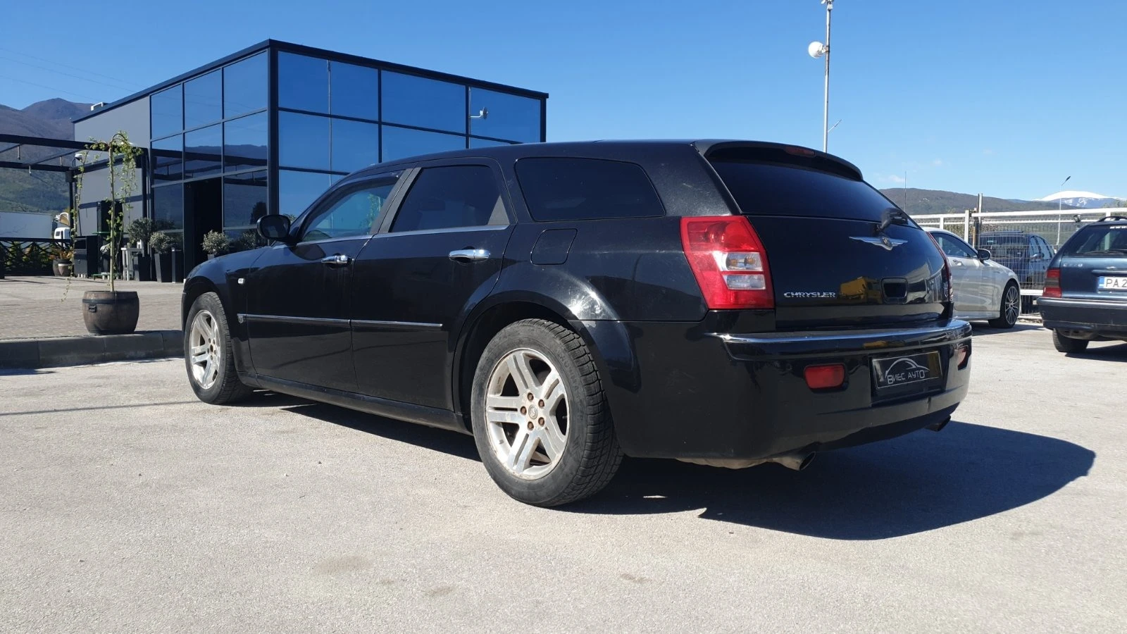 Chrysler 300c на части - изображение 4