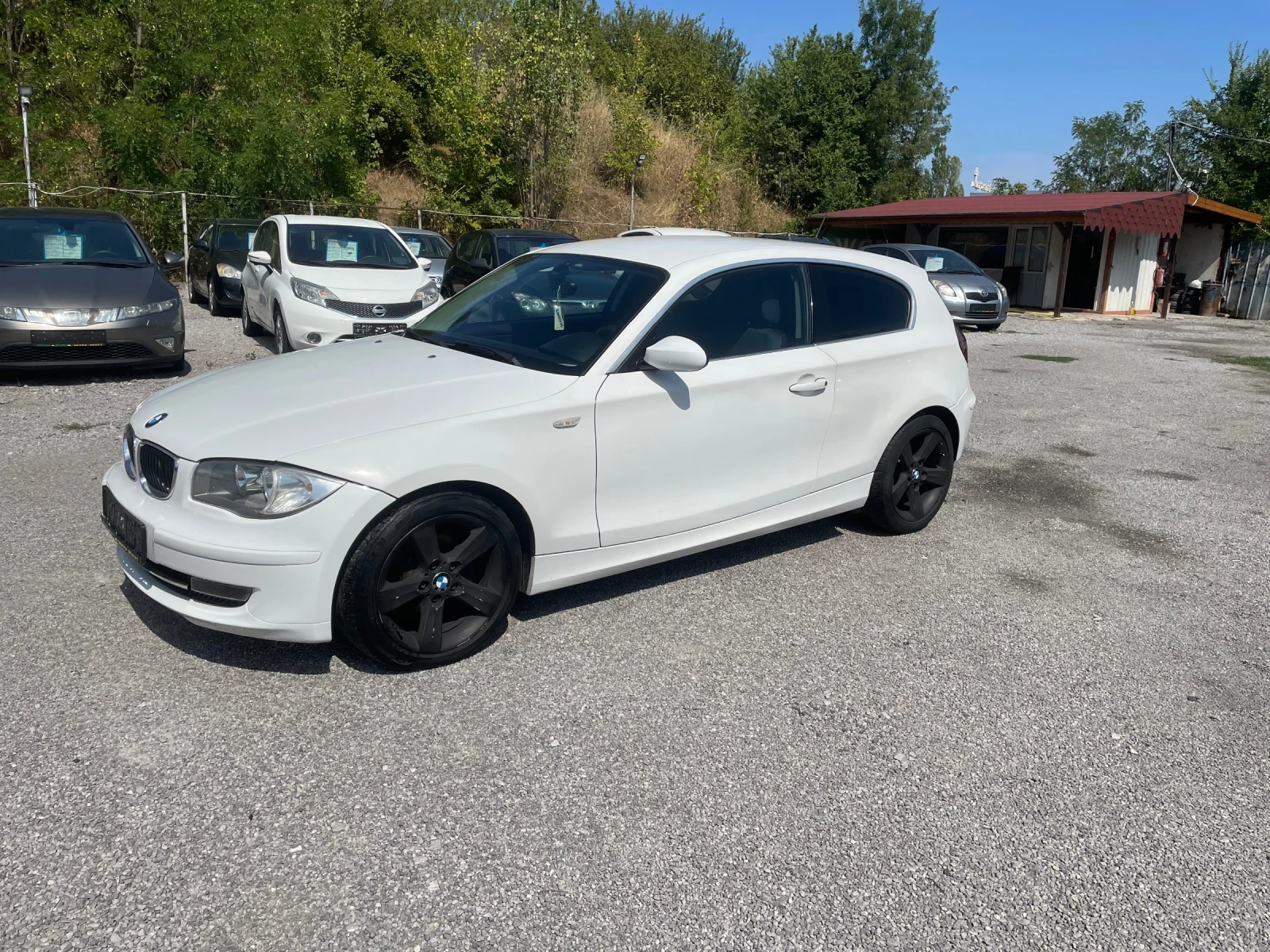 BMW 116 Уникат, Facelift, BENZIN , 6 скорости - изображение 2