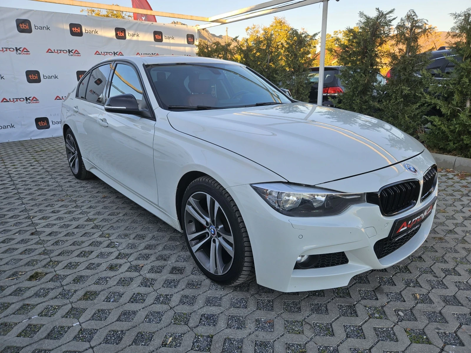 BMW 320 2.0XDrive-184кс= АВТОМАТ= M PACKET= 111.000km= 8ск - изображение 2