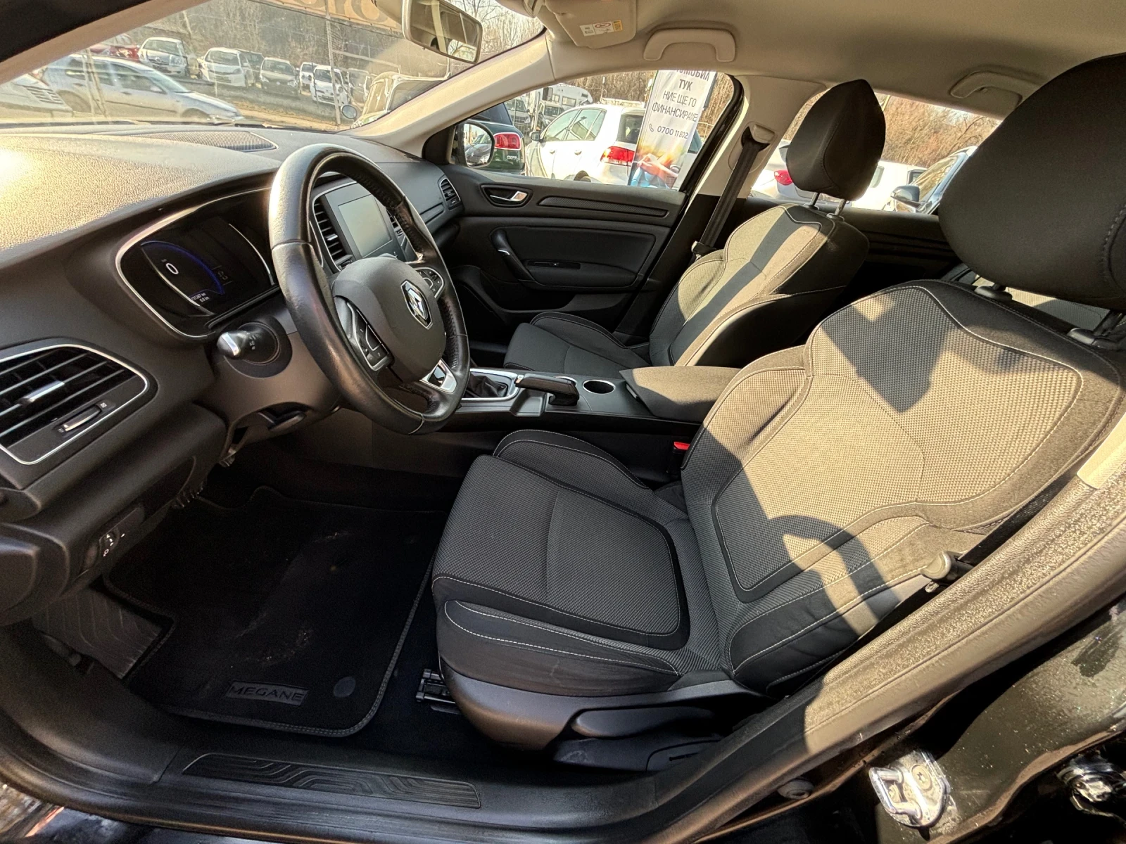 Renault Megane 1.5 TDCI - изображение 8