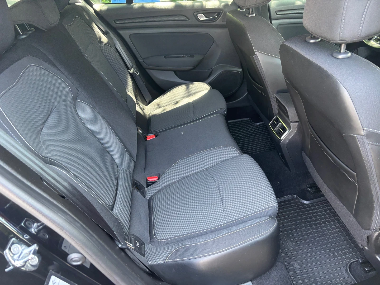 Renault Megane 1.5 TDCI | Mobile.bg   13