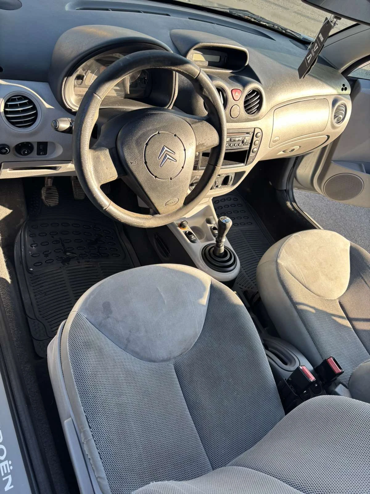 Citroen C3 pluriel  - изображение 8