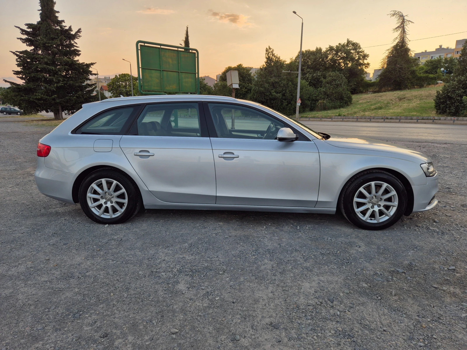 Audi A4 2.0TDI - изображение 6