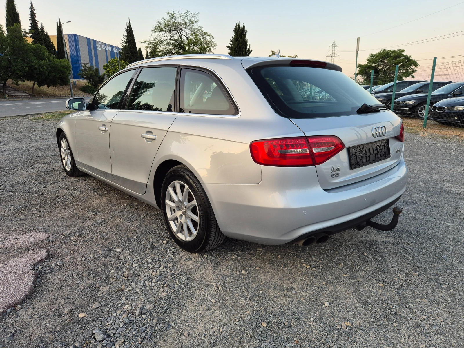 Audi A4 2.0TDI - изображение 3