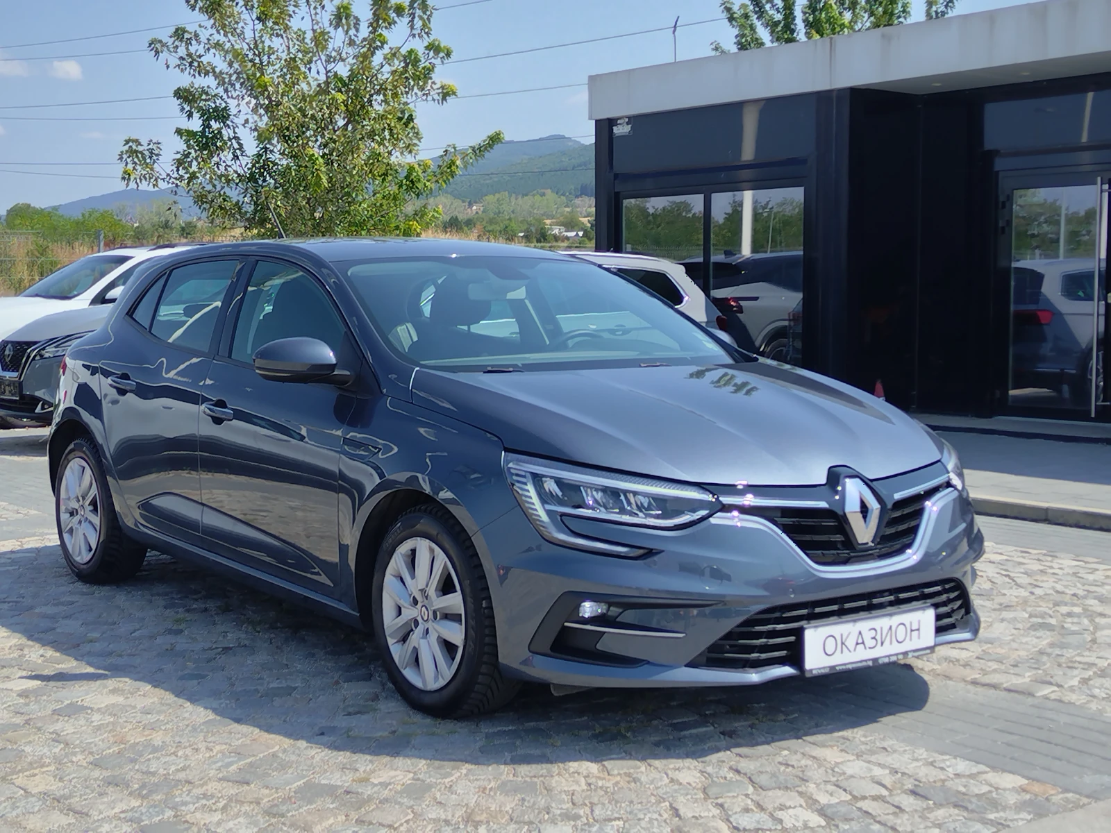 Renault Megane 1.5dCi/115к.с/Hatch - изображение 3