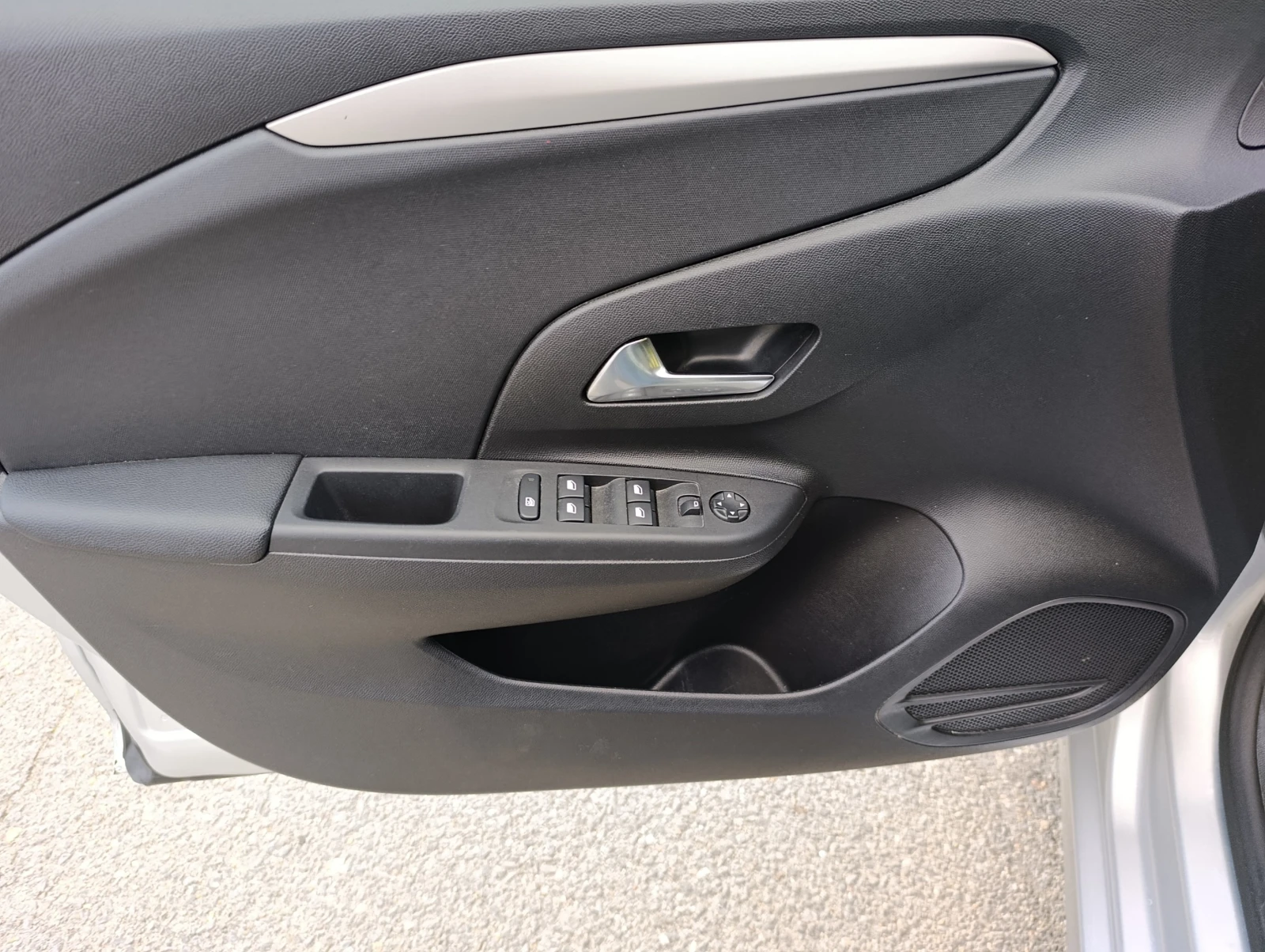 Opel Corsa 1.2 100hp Edition + 10" Media, снимка 10 - Автомобили и джипове - 54037383