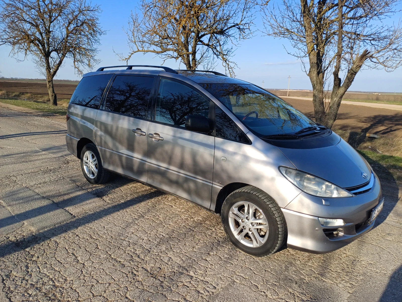 Toyota Previa 2.0 D4D, снимка 7 - Автомобили и джипове - 54141568