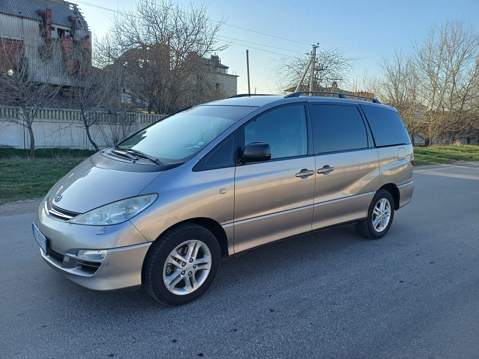 Toyota Previa 2.0 D4D, снимка 5 - Автомобили и джипове - 54141568