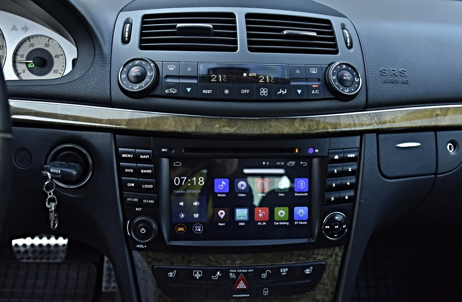 Mercedes-Benz E 420 V8 BI TURBO, снимка 10 - Автомобили и джипове - 54205051